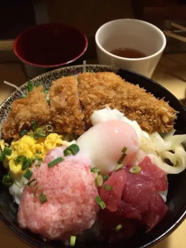 丼料理とお茶