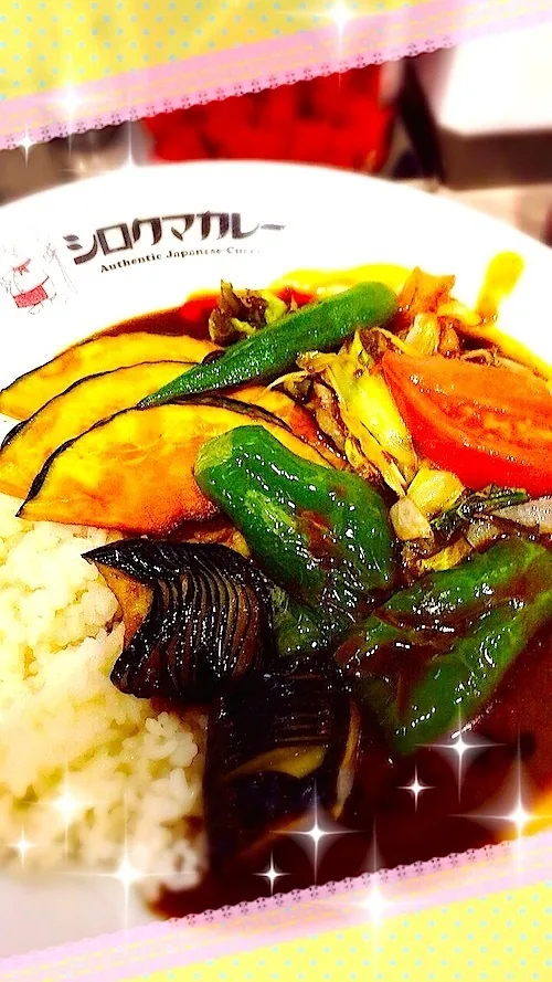 野菜の載ったカレー