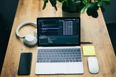 Web制作の基礎をまとめて復習｜HTML・CSS・画像編集・PHPとデータベース